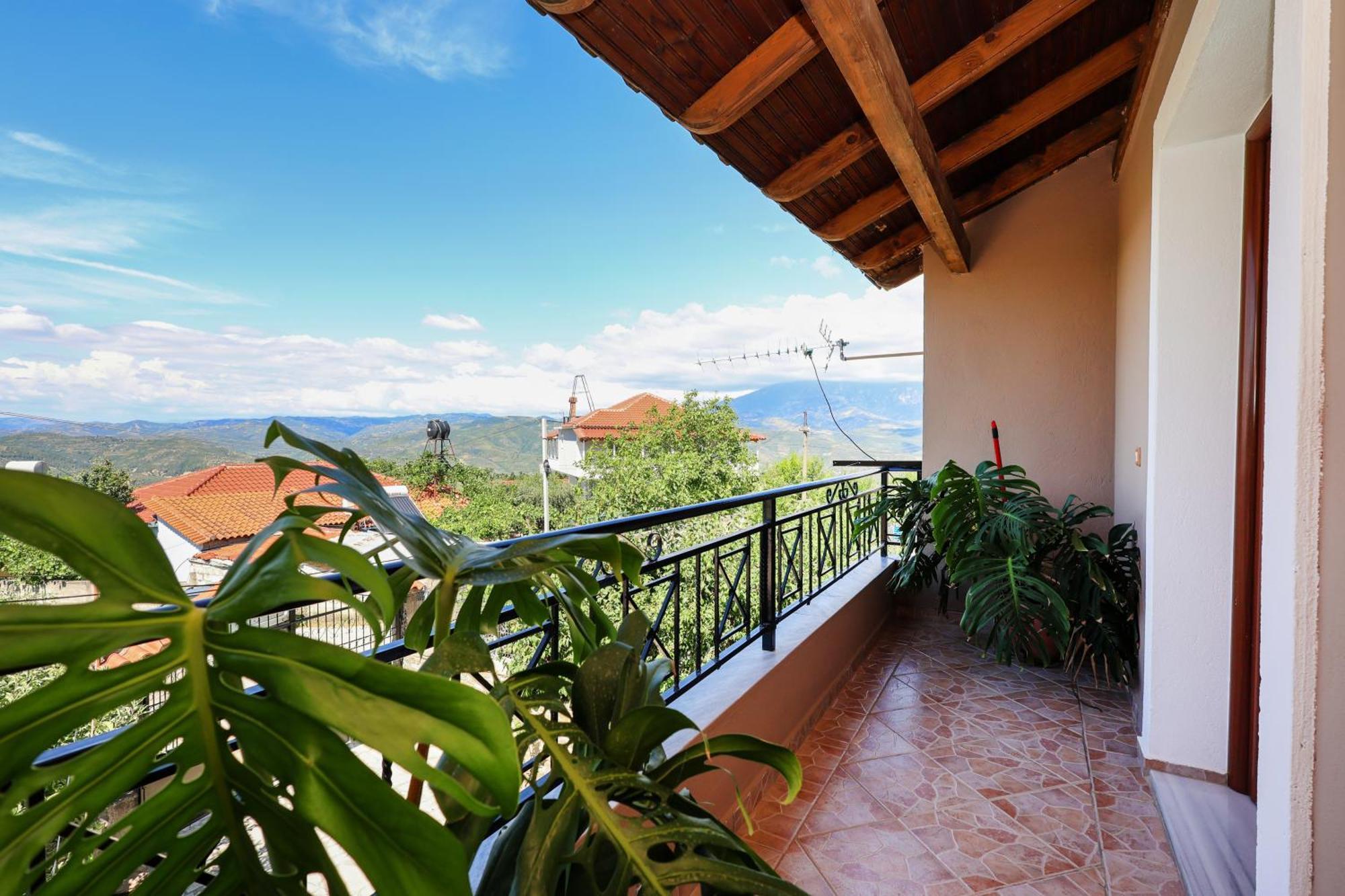 Villa Kevin Берат Екстериор снимка